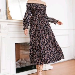 Off shoulder Floral Dress Large from Shein